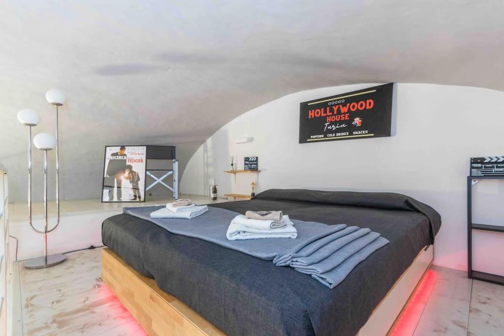 Ferienwohnung Hollywood Housein The Heart Of Turin Exterior foto