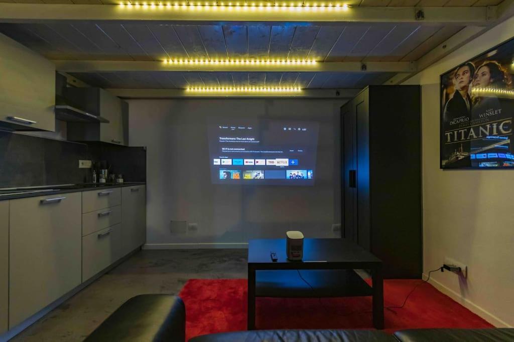 Ferienwohnung Hollywood Housein The Heart Of Turin Exterior foto